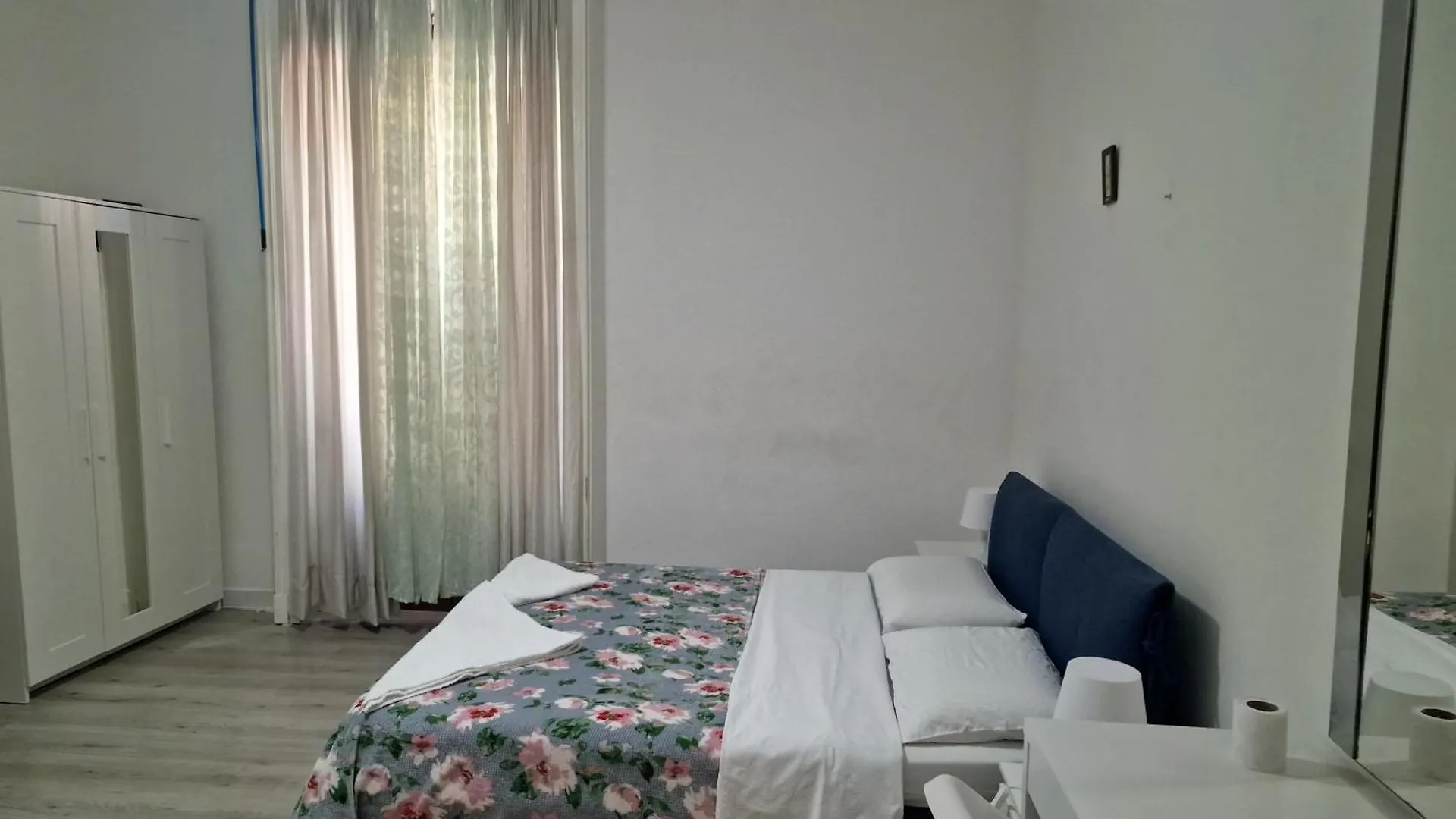 House In The City Center-Casa Nel Centro Della Citta 밀라노 0*,